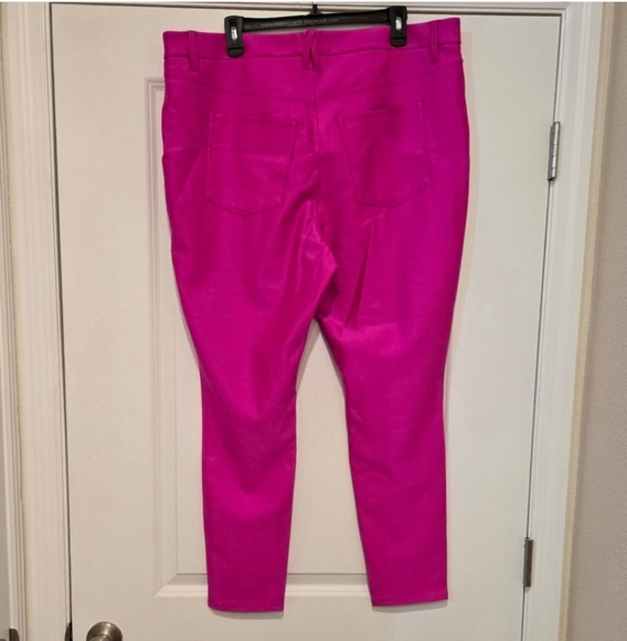 🍂🍁NWOT  SIZE 18 Good AMERICAN Waist High Shine Compression Leggings In Fuchsia - Picture 4 of 6